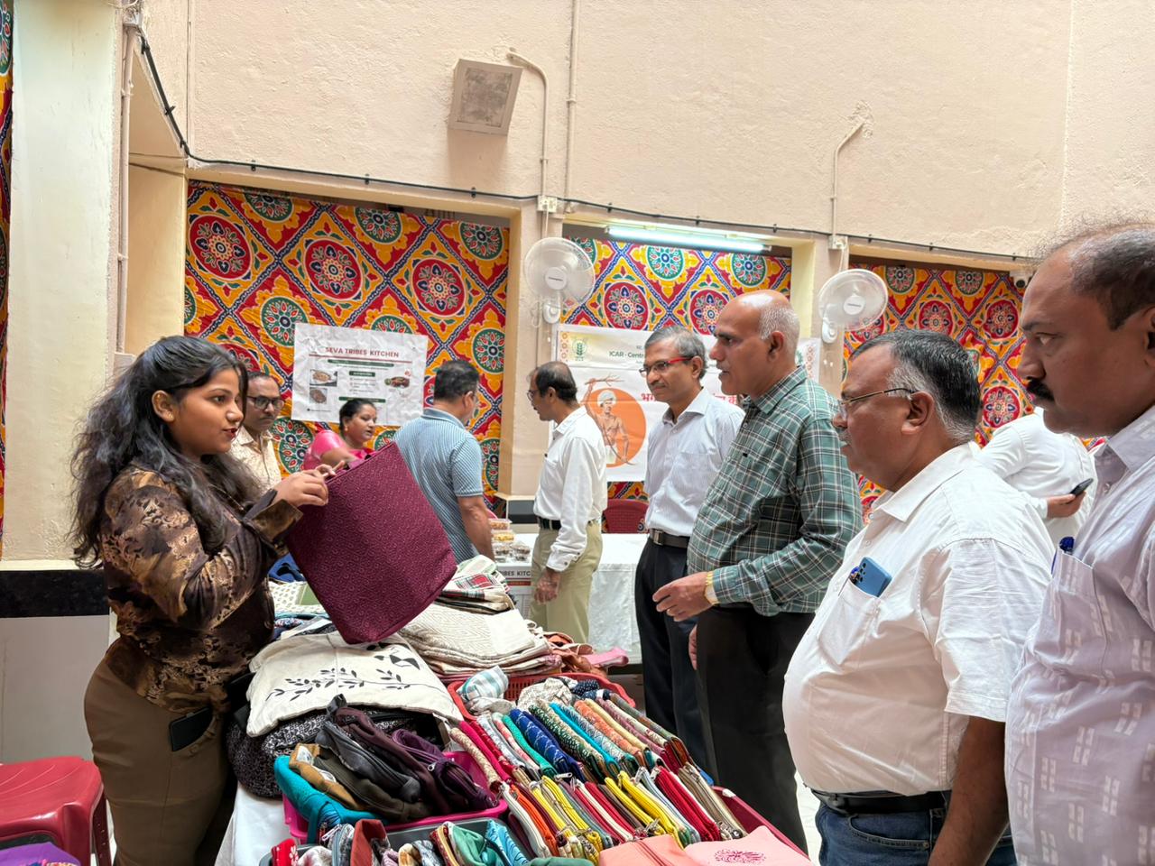 Exhibition of Tribal Products Photo 2