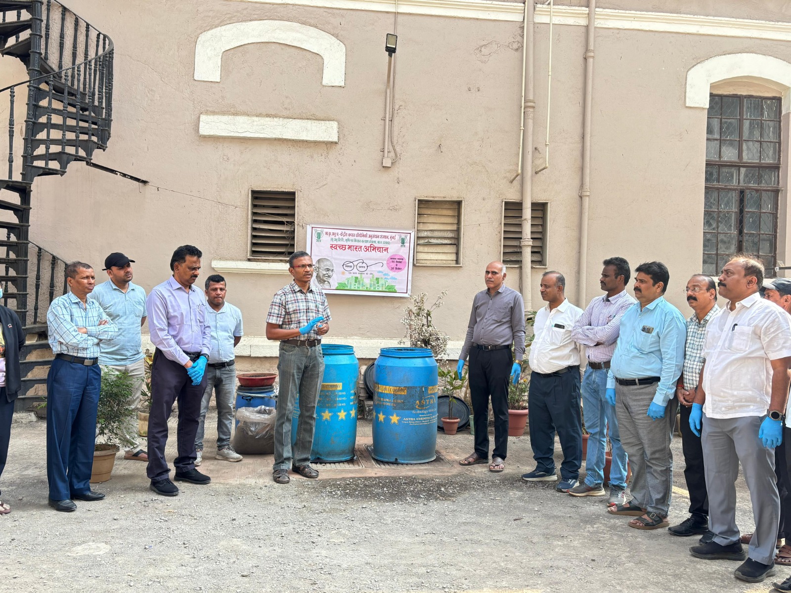 Demonstration activity on Composting of kitchen and home waste materials