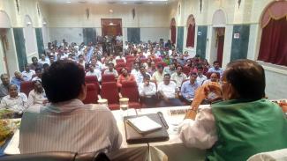 2016 में केंद्रीय कृषि एवं किसान कल्याण मंत्री श्री राधा मोहन सिंह का आईसीएआर-सिरकॉट, मुंबई का दौरा छवि-2