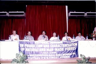 1999 प्राकृतिक और मानव निर्मित रेशों के उत्पादन और लक्षण वर्णन पर राष्ट्रीय संगोष्ठी