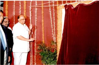 2008 श्री शरद पवार का 1 नवंबर 2011 को आईसीएआर-सिरकॉट का दौरा छवि-17