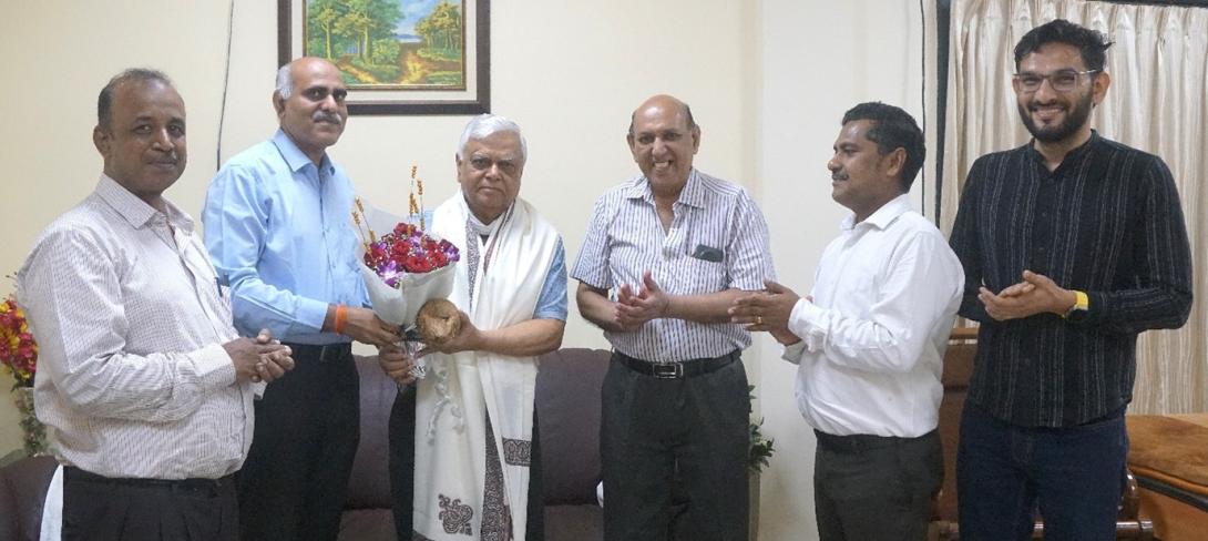 Dr. Photo of C D Mayee